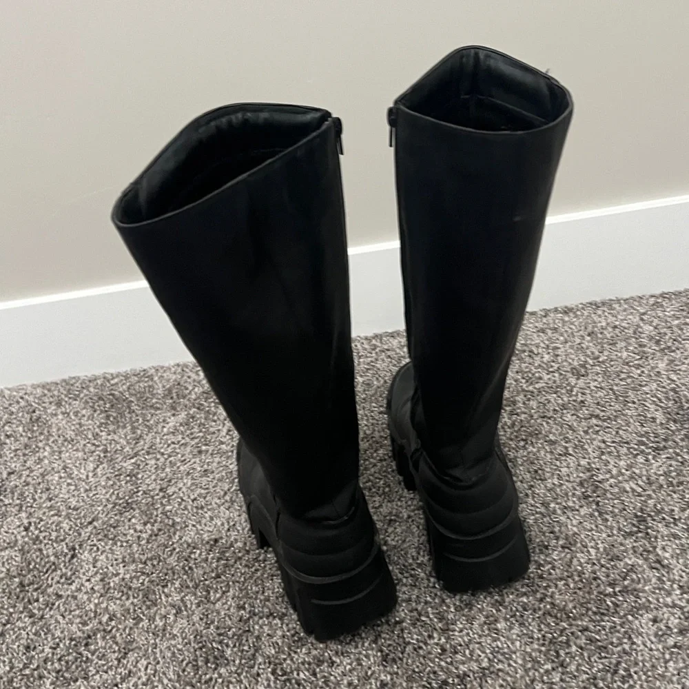 Black Quilted Knee-High Platform Boots